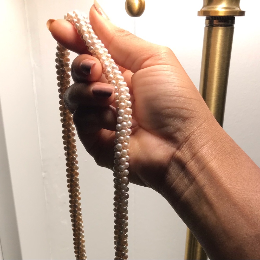 Pearl Necklace - Picture 5 of 7